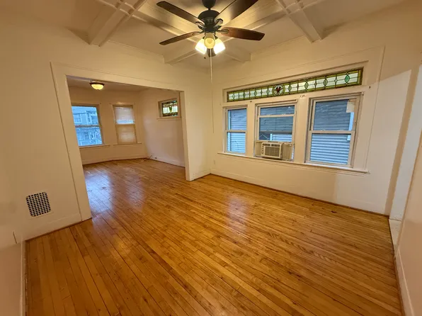 42 Maplewood Ave #2, Bridgeport, CT 06604