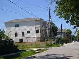 Building Photo 4