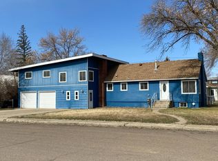 403 3rd Ave SW, Sidney, MT 59270