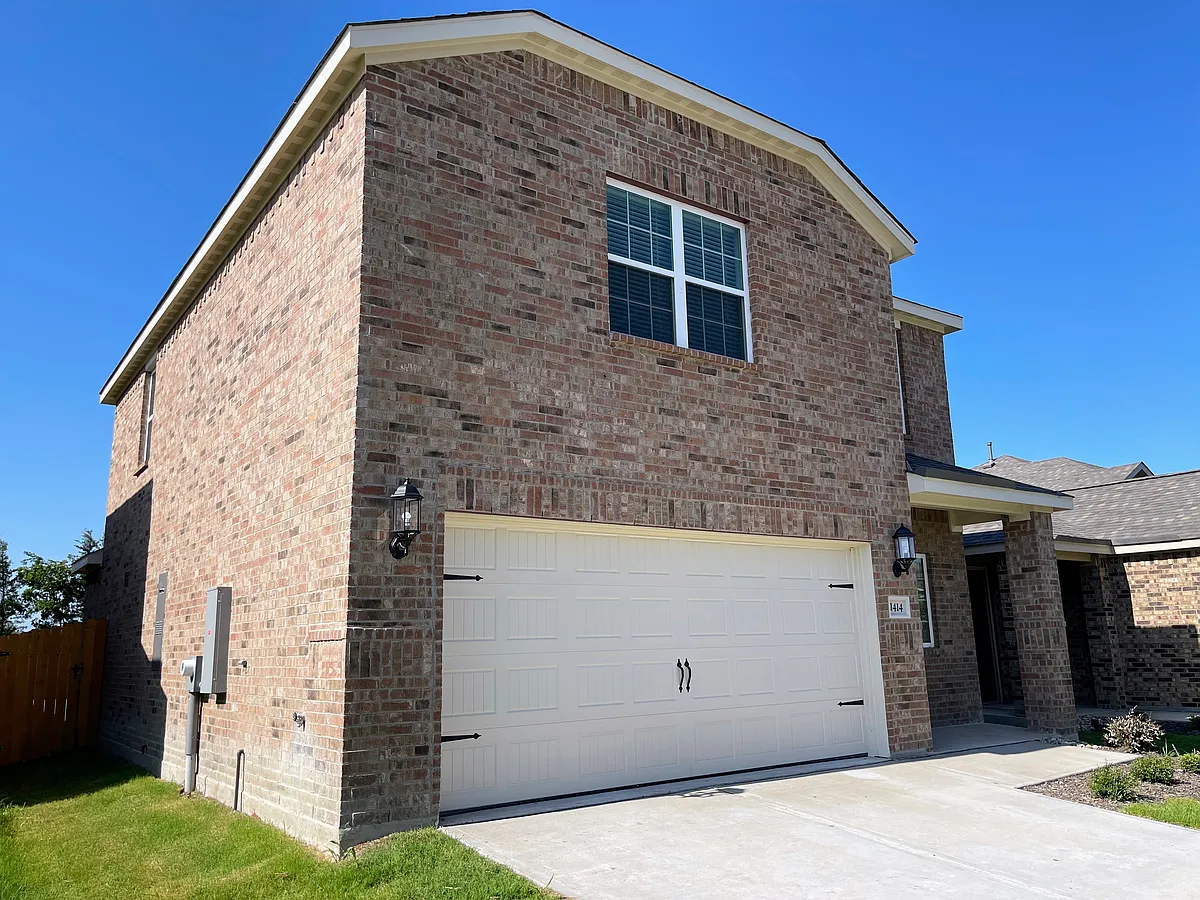 Building Photo - 1414 Windermere Way
