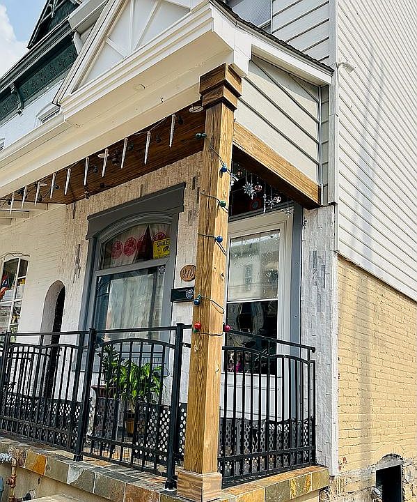 1st image of 910 Robeson St