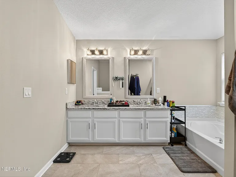 2038 Creekmont Dr — Photo 19