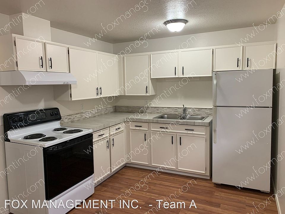 1st image of 347 W Arlington St #9678497