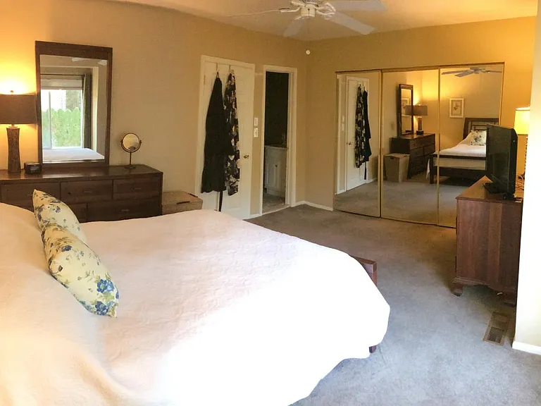 Master bedroom