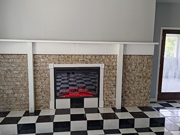 2nd image of 718 Gamble Dr
