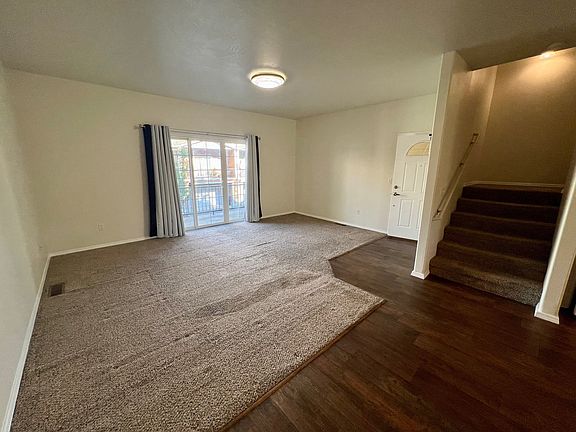 4th image of 411 Berrydale Ave Unit 6