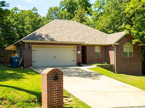 2nd image of 49 Berkshire Dr
