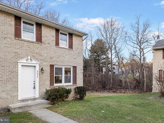 2nd image of 9234 Wood Creek Ct