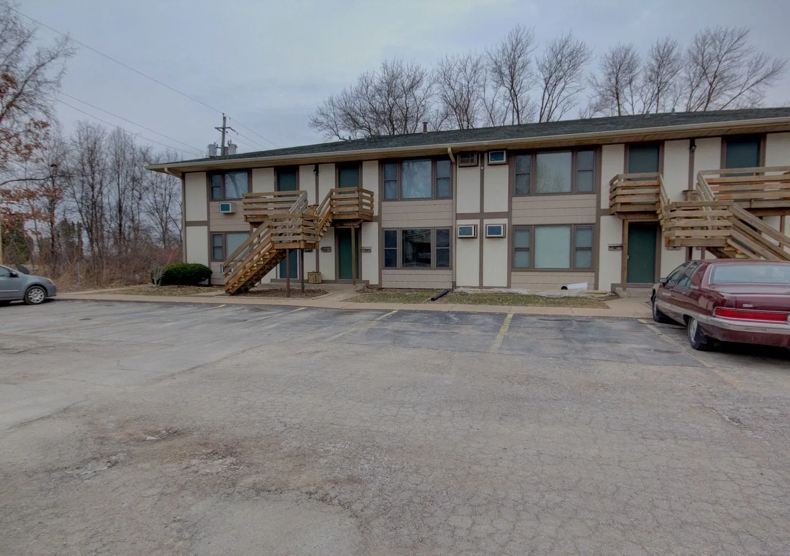 Homewood East Apartments — Photo 1