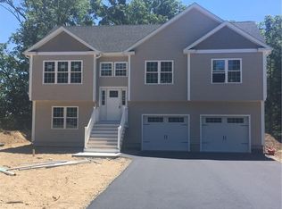 24 Mishnock Rd, West Greenwich, RI 02817