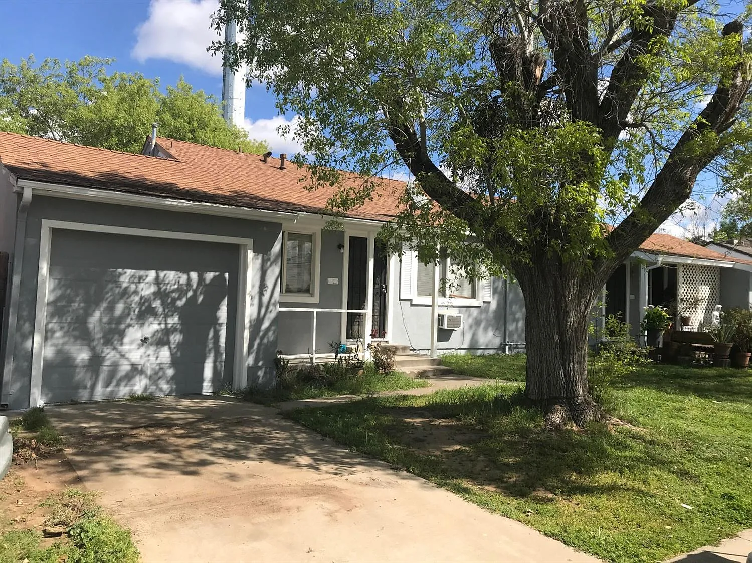 5301 Gordon Dr photo 1