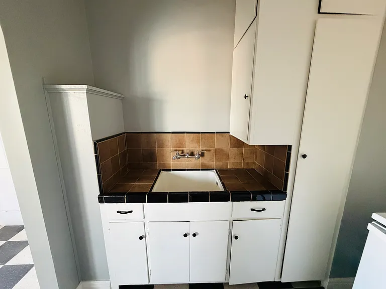 Eden Square Apartments — Photo 35