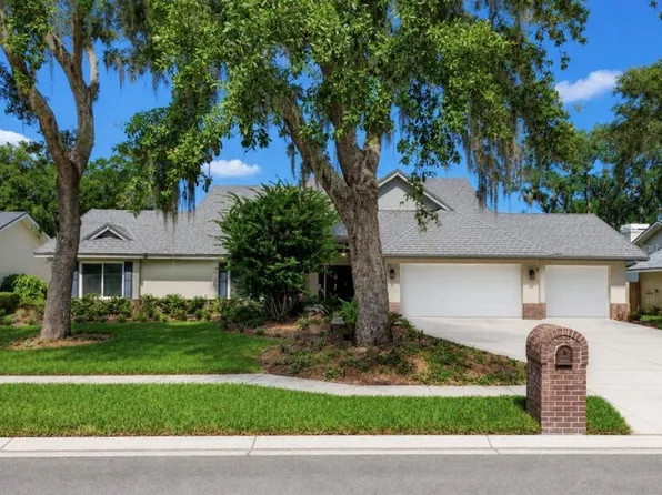 2517 Mason Oaks Dr, Valrico, FL 33596
