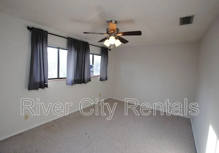 7769 Point Vicente Ct — Photo 17