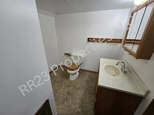 110 Star Ln — Photo 12