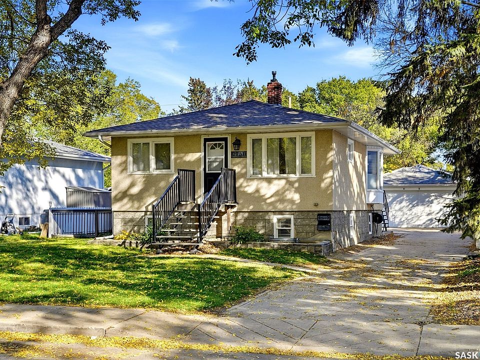 1st image of 2751 MacKay Street