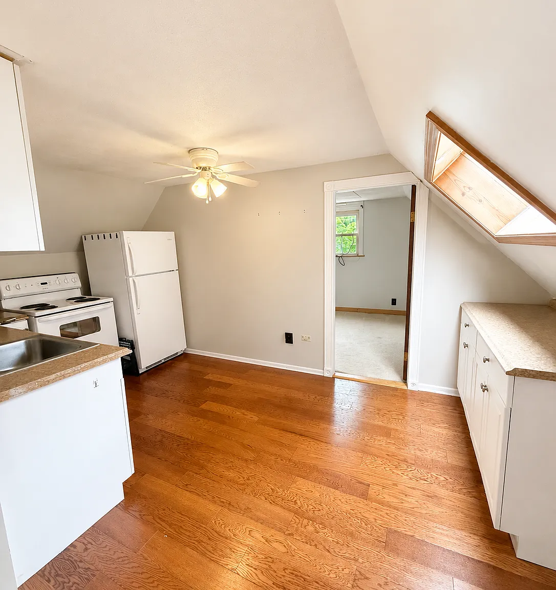 1 bed, 750 sqft, $1,950 — Photo 3