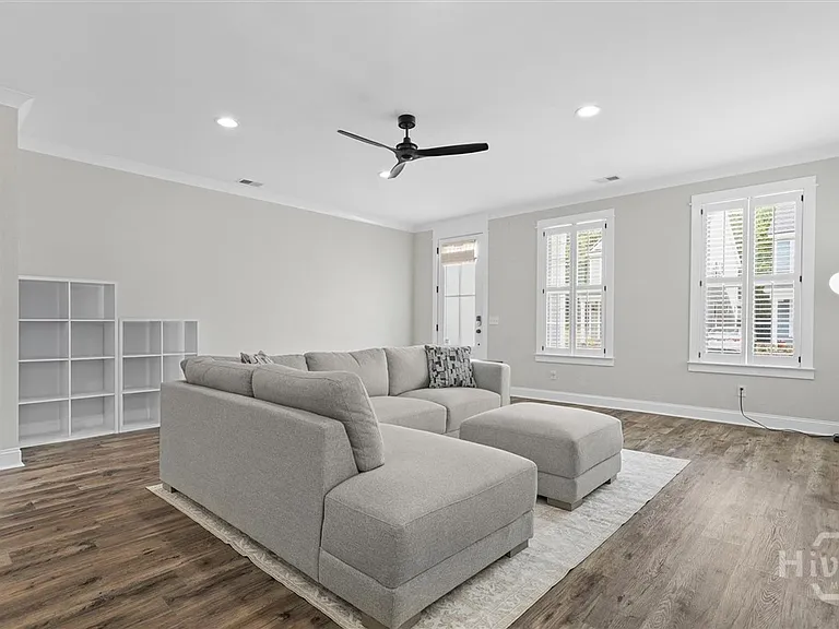 45 Grove Park Dr — Photo 8