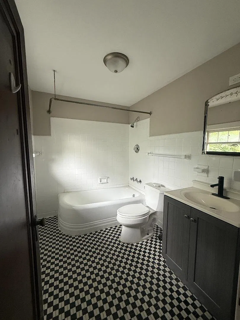 609 S Pennsylvania Ave - Unit 1 — Photo 4