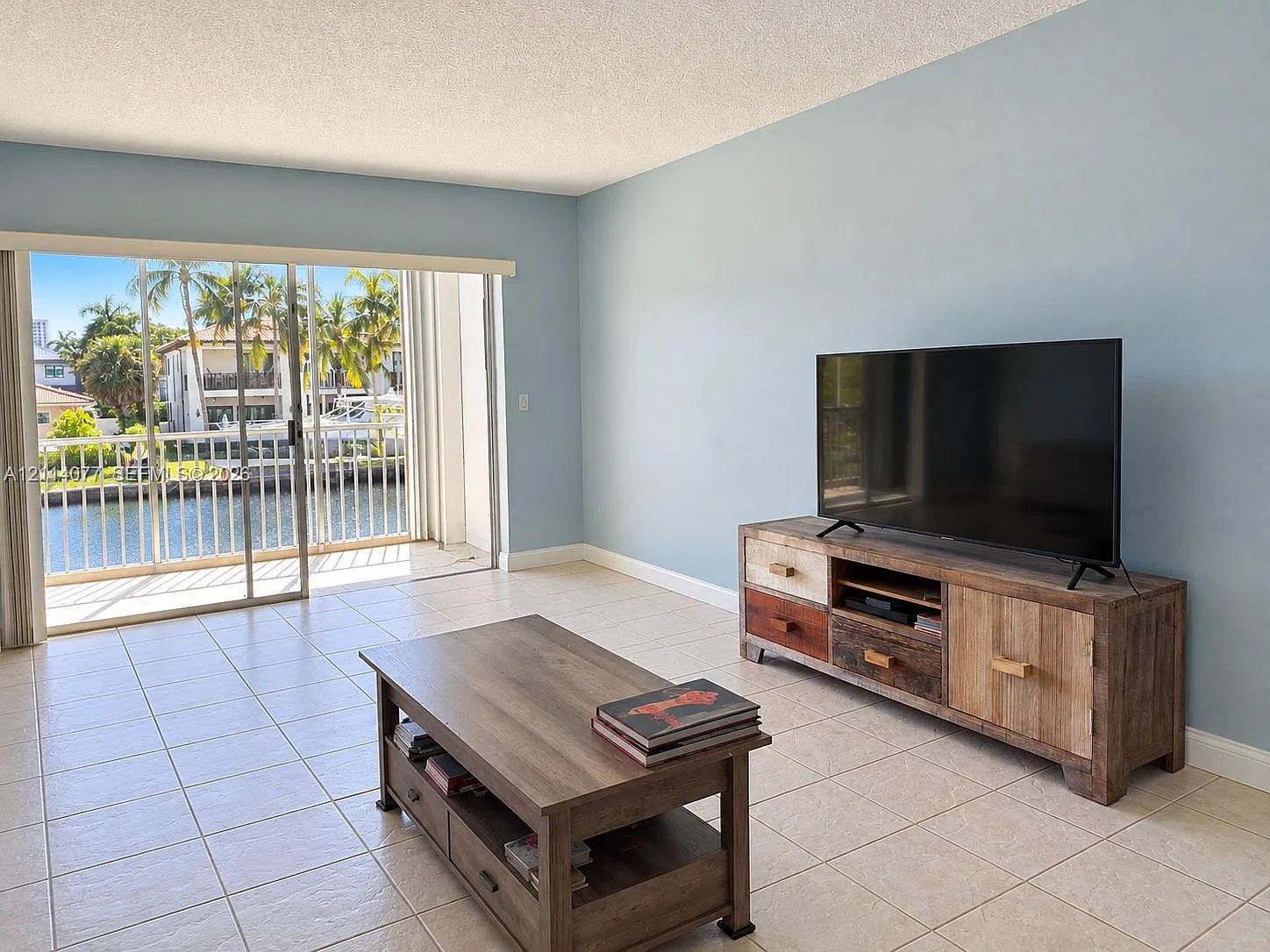 Isle Of Paradise Co-Op — Photo 4