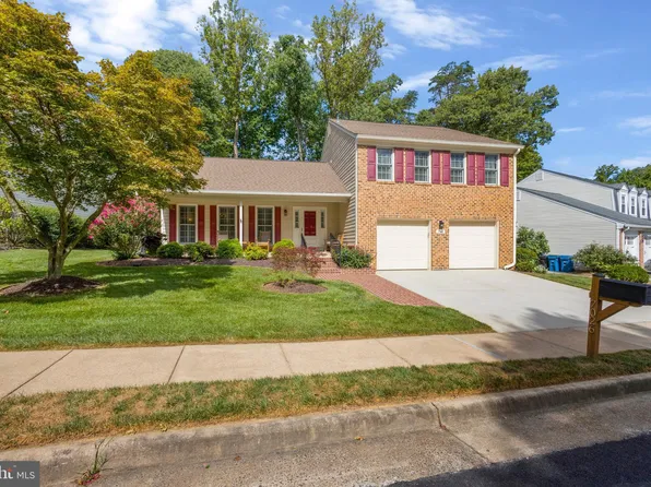 7026 Flax St, Springfield, VA 22152