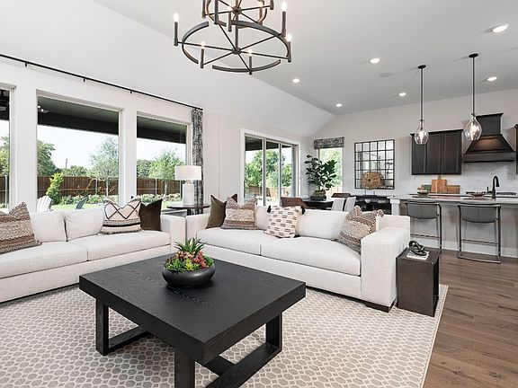 Great Room into kitchen