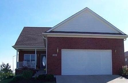 1st image of 101 Bayberry Ln