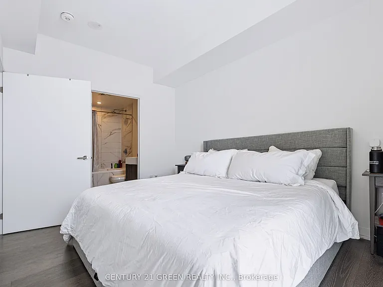 15 Lower Jarvis St #2105 — Photo 5