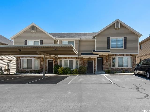 1st image of 740 N Black Horse Dr