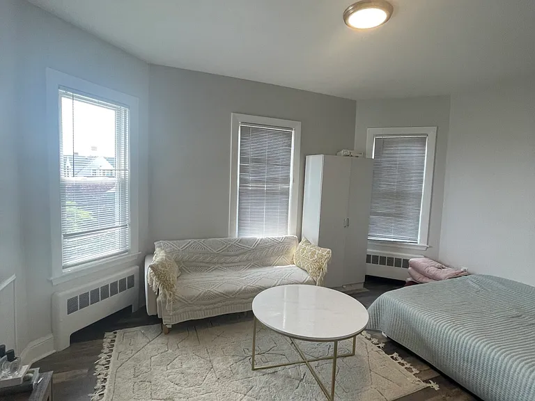 87 Winthrop Shore Dr #1 — Photo 4