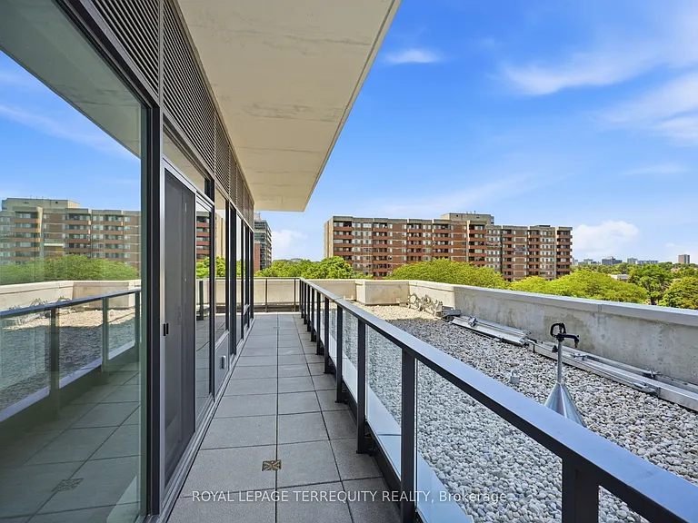 4010 Eglinton Ave W #712 — Photo 30