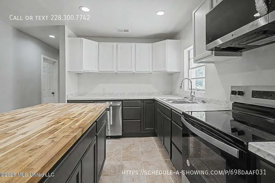 Building Photo - 9424 Daisy Vestry Rd #B