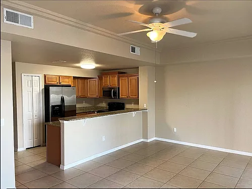 Floor plan 2 bedroom 2 bathroom