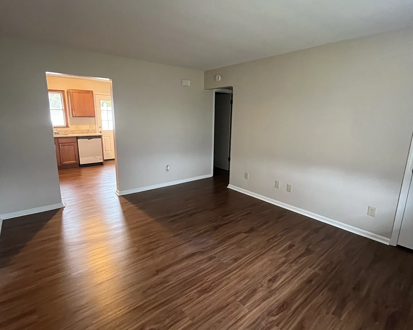 2 bed, $1,200 — Photo 4