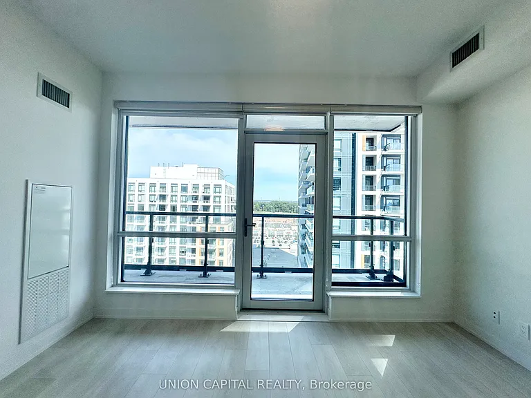7950 Bathurst St #1126 — Photo 7