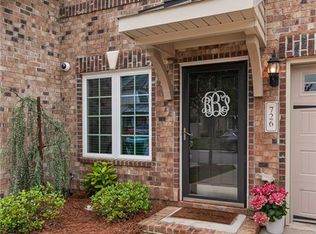 726 Carneros Cir, High Point, NC 27265