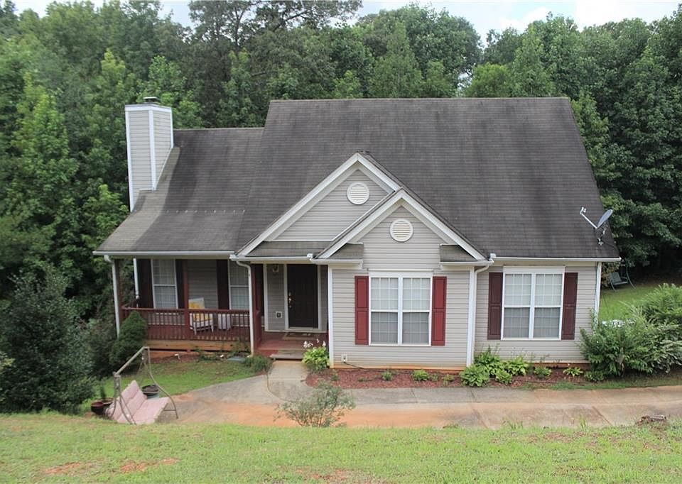 1st image of 3118 Thorn Bush Dr
