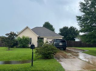 28473 Flamingo Dr, Ponchatoula, LA 70454