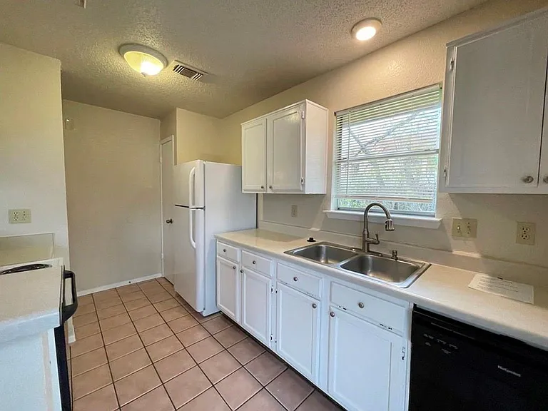 16719 Whitebrush Loop — Photo 15
