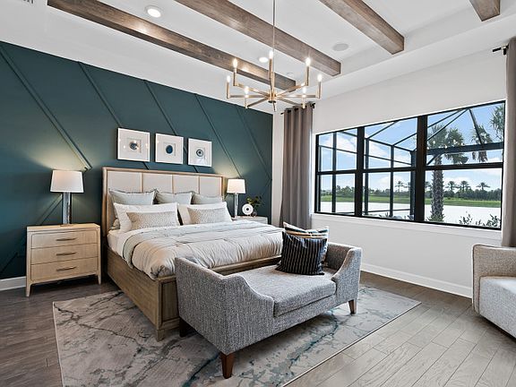 Private Owner s Suite with decorative ceiling