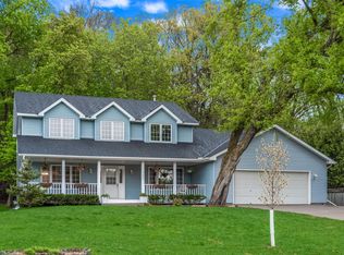 5027 Forest Glen Ct, Savage, MN 55378