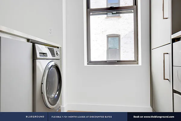 Rented by The Blueground | media 12