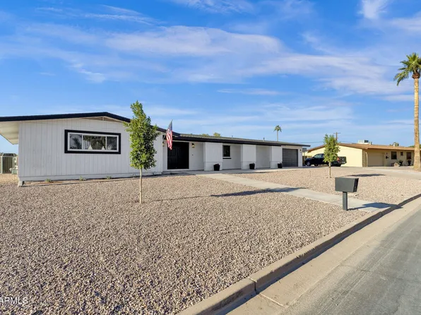 1030 W FAIRWAY Drive, Mesa, AZ 85201