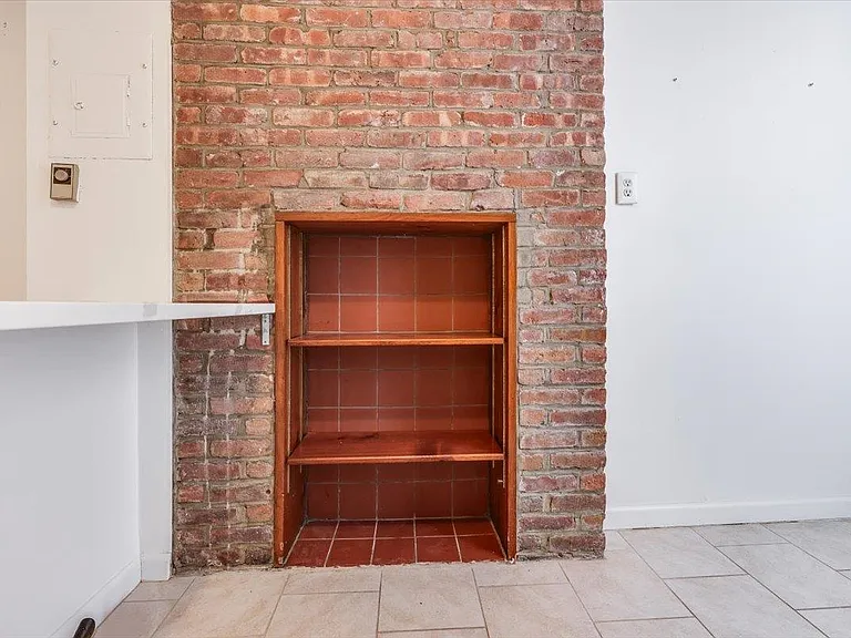 132 Adams St #2 — Photo 15