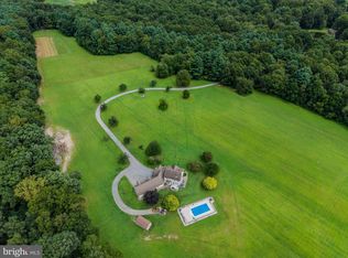 392 Peach Glen Rd, Gardners, PA 17324