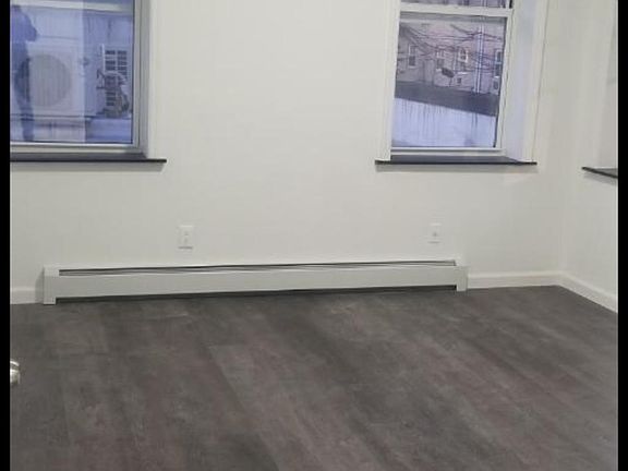 5th image of 11523 Jamaica Ave Floor 3