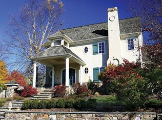 351 Covered Bridge Rd, New Hope, PA 18938