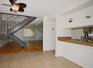 266 E Via Escuela UNIT F, Palm Springs, CA 92262