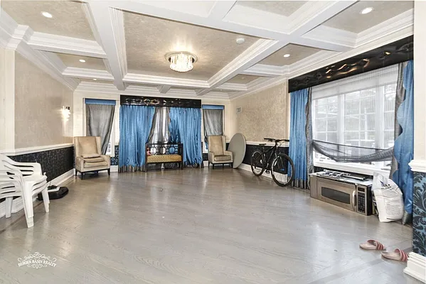 Sold by Bergen Basin Real Estate | media 4