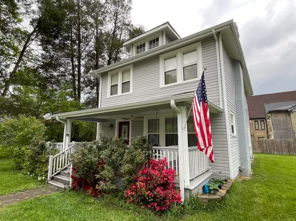 20 Alderson Ave, Alderson, WV 24910